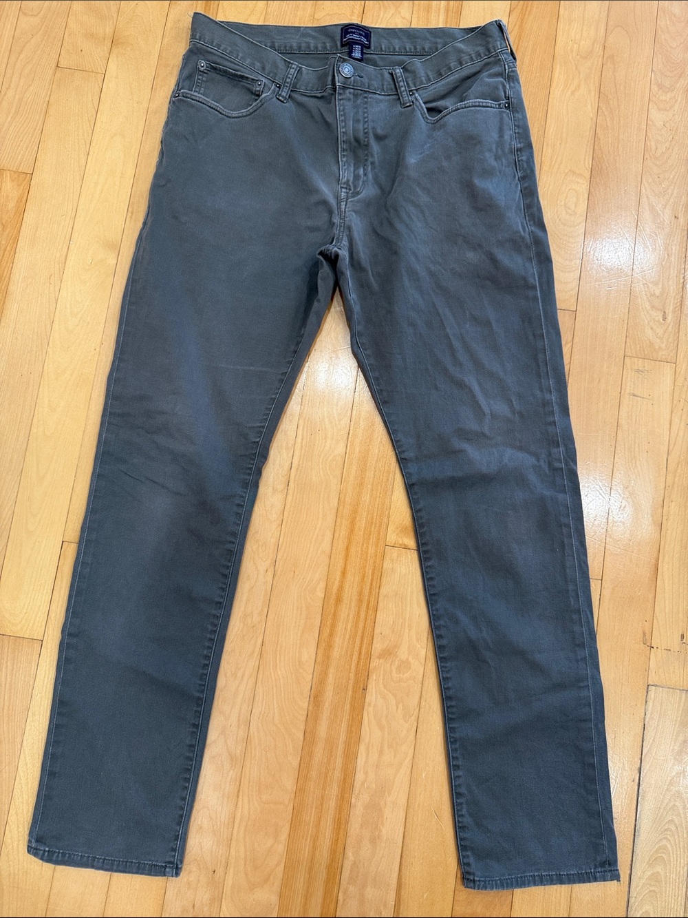 GAP Khakis Men’s Slim Fit Comfort Stretch Chino Pants Grey 34x32